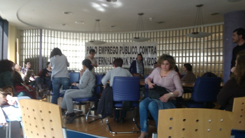 Peche de traballadores/as da oficina de Ferrol